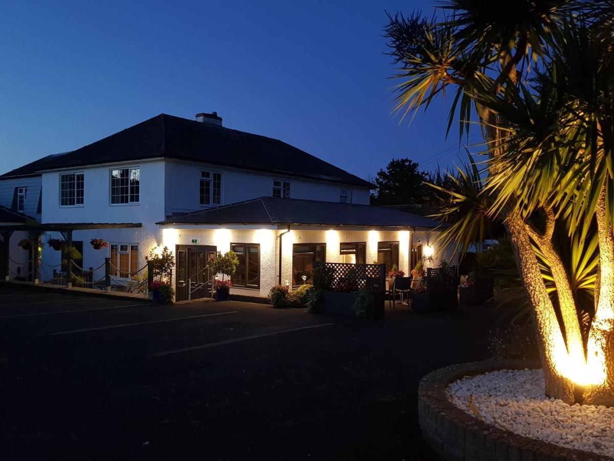 เฮนสเลห์ เฮาส์ Bed & Breakfast ชาร์มัธ ภายนอก รูปภาพ